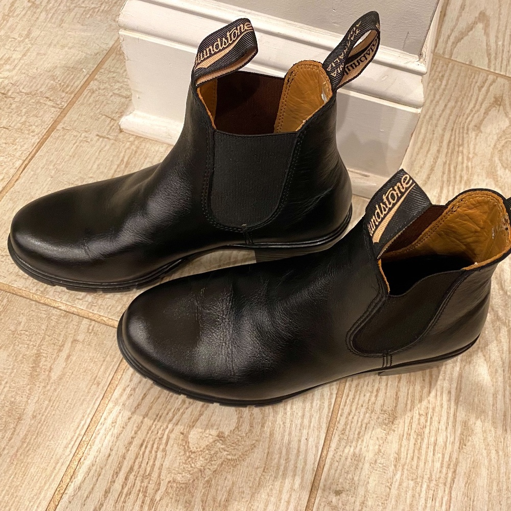 Blundstone Ankle Boots; Black; Size 7